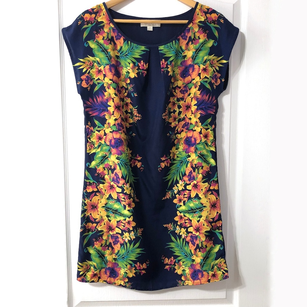 Olive & Oak Floral Shift Dress Size Small EUC